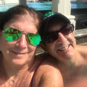 Meet your Posher, Robin